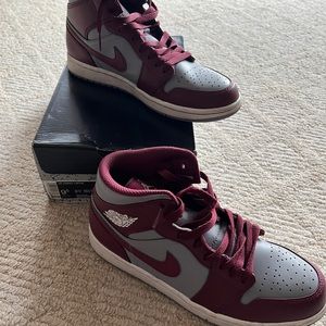 Air Jordan 4 Retro